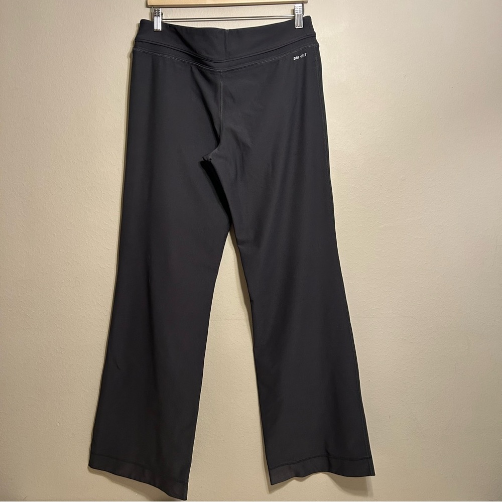 Nike Women Be Strong Dri-FIT Training Dark Gray Yoga Pants Wide Leg‎ Size L Tall - Picture 2 of 12